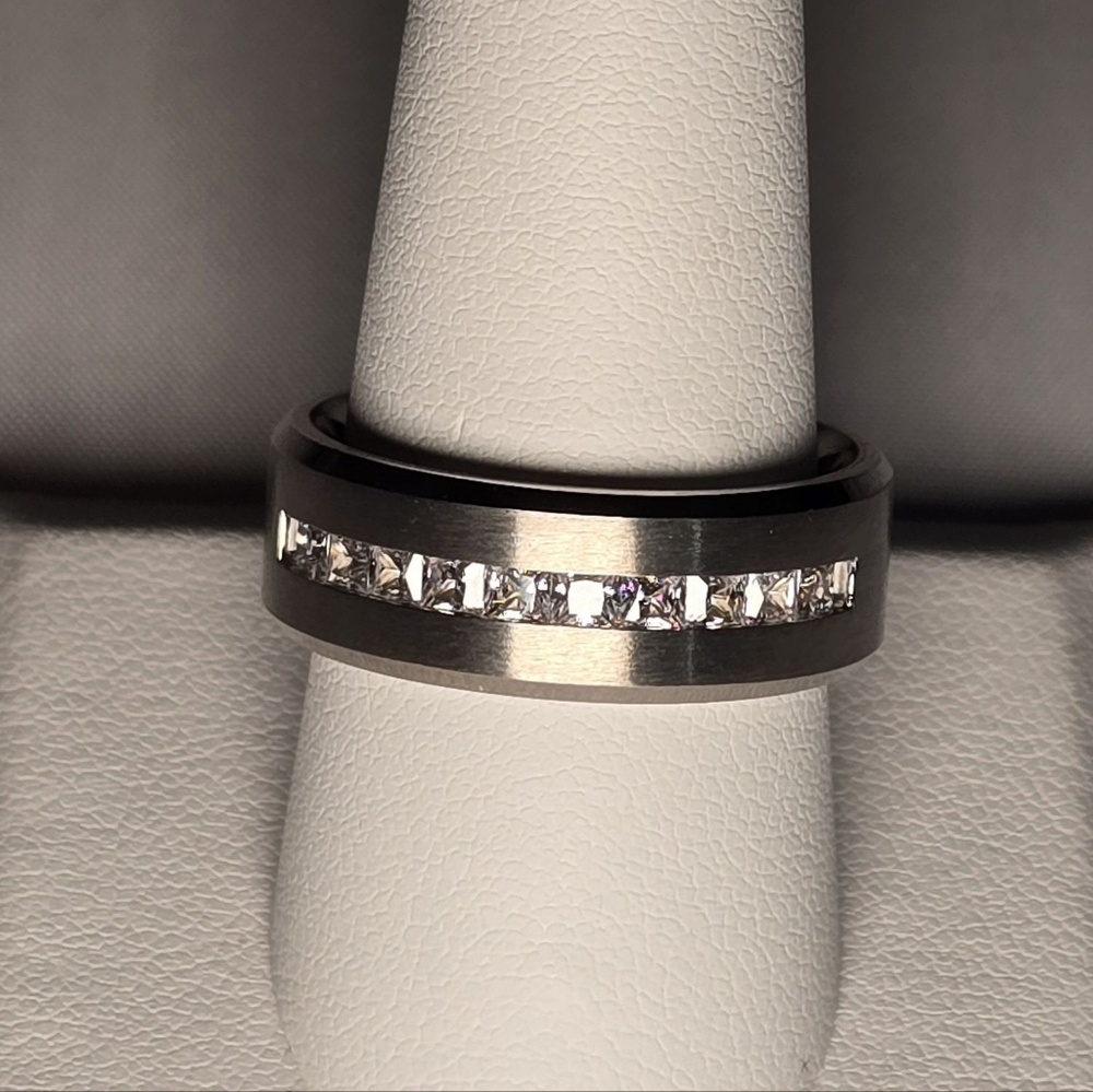 Men's Ring With CZ, Size 9